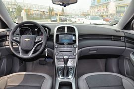 2012款雪佛兰迈锐宝2.0L手自一体豪华版