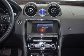 2012款捷豹XJL 3.0L旗舰商务版