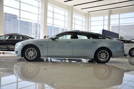 2012款捷豹XJL 3.0L旗舰商务版