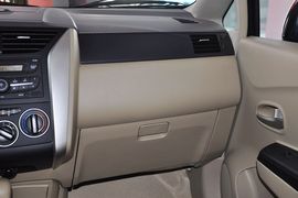 2012款启辰D50 1.6L自动舒适版到店实拍