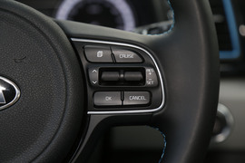 2017款起亚极睿1.6L旗舰版