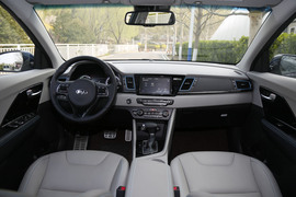 2017款起亚极睿1.6L旗舰版