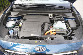 2017款起亚极睿1.6L旗舰版