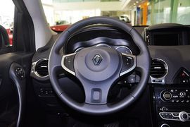2012款雷诺科雷傲2.5L两驱豪华版