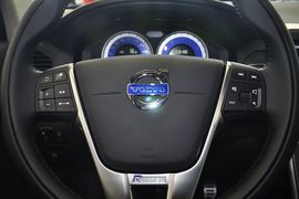 2012款沃尔沃XC60 T6 AWD个性运动版