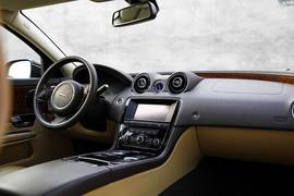 2012款 捷豹XJL 3.0 全景商务版试驾实拍