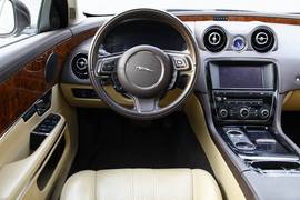 2012款 捷豹XJL 3.0 全景商务版试驾实拍