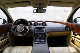 2012款 捷豹XJL 3.0 全景商务版试驾实拍