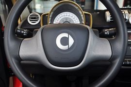 2012款smart fortwo 1.0MHD龙年特别版