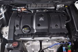 2012款雪铁龙新世嘉三厢1.6L手自一体品尚型