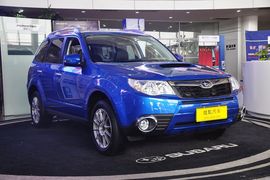 2012款斯巴鲁森林人S-EDITION豪华导航型到店实拍