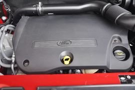 2012款路虎神行者2 2.2T SD4 SE柴油款