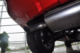 2012款路虎神行者2 2.2T SD4 SE柴油款