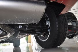 2012款路虎神行者2 2.2T SD4 SE柴油款