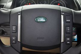 2012款路虎神行者2 2.2T SD4 SE柴油款