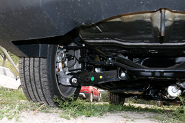 2017款金杯S70 1.5T 卓越版