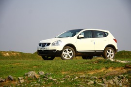 2012款逍客2.0XV 龙 CVT四驱沙漠试驾实拍