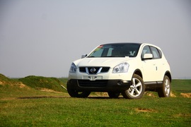 2012款逍客2.0XV 龙 CVT四驱沙漠试驾实拍