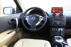 2012款逍客2.0XV 龙 CVT四驱沙漠试驾实拍