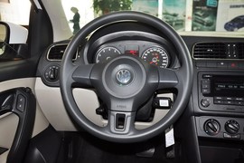 2011款上海大众POLO 1.4L自动致尚版