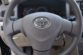 2011款丰田花冠EX 1.6L手动豪华版