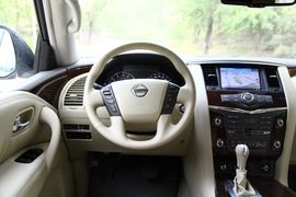 试驾2012款途乐 5.6L V8旗舰版
