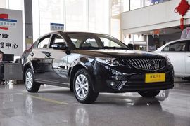 2012款海马福美来1.6L手动精英版