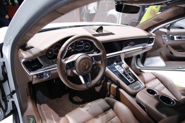 保时捷Panamera Turbo S E-hybrid