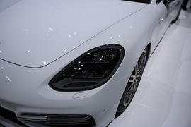 保时捷Panamera Turbo S E-hybrid