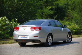 2012款雪佛兰迈锐宝对比测试