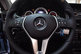 2012款奔驰E350敞篷版