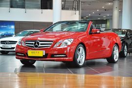2012款奔驰E260敞篷版到店实拍
