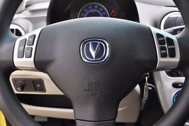 2012款长安奔奔mini 1.0L IMT导航版
