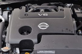 2012款日产天籁2.5L XV云安全版