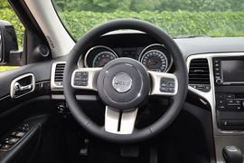 2012款JEEP大切诺基3.6L舒适导航版到店实拍