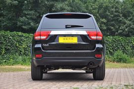 2012款JEEP大切诺基3.6L舒适导航版到店实拍