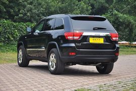 2012款JEEP大切诺基3.6L舒适导航版到店实拍