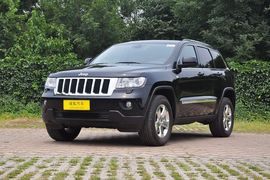 2012款JEEP大切诺基3.6L舒适导航版到店实拍