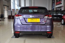 2012款MG5 1.5L手动豪华版