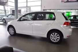 2012款大众高尔夫1.6L手自一体时尚型