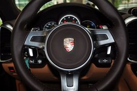 2011款保时捷Cayenne Turbo