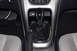 2012款别克英朗XT 1.6L手动进取版