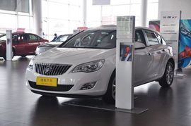 2012款别克英朗XT 1.6L手动进取版