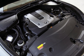 2012款英菲尼迪M25L对比评测