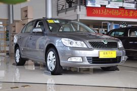 2013款斯柯达明锐1.4TSI DSG逸俊版到店实拍