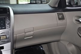 2011款丰田卡罗拉1.6L GL手动纪念版到店实拍