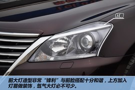 2012款一汽丰田皇冠3.0 Royal Saloon V