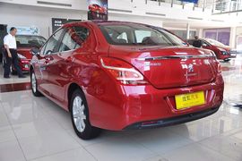 2012款东风标致308 1.6L手动风尚版到店实拍