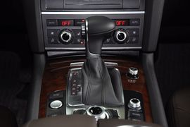 2012款奥迪Q7 3.0TFSI quattro到店实拍