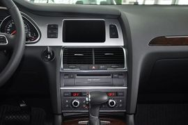 2012款奥迪Q7 3.0TFSI quattro到店实拍